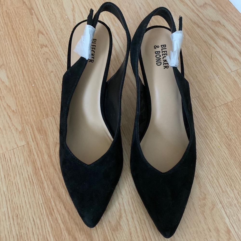 Brand New Pointed Black Pumps
